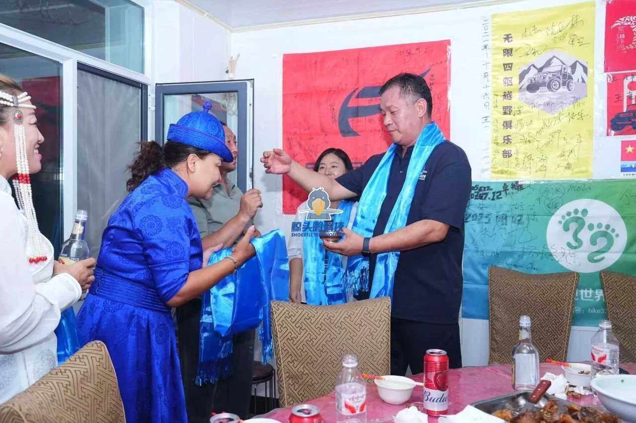 Лагерь пустыни Цинхай Цзы Лагерь пустыни Цинхай Цзы